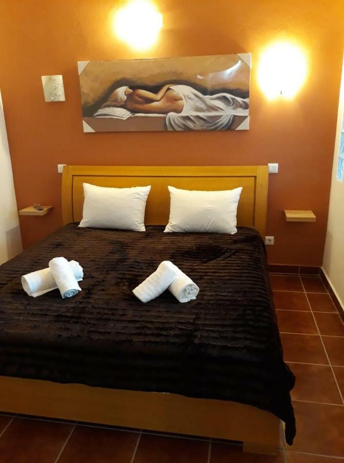 "A Casa Dos Avos" Suites & Breakfast 拉哥斯 外观 照片